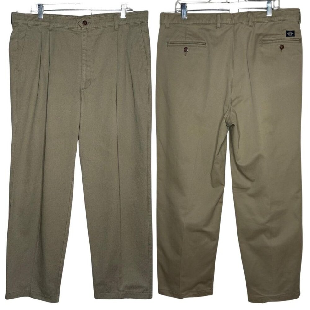 Vintage 2000s Dockers Khaki Tan Chino Pants Trousers 38 X 30L Made in Honduras